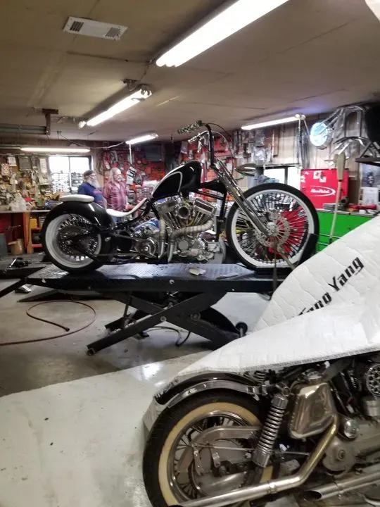 https://cdn.trust-mechanics.com/photos/Eeut4vvXYzQMsOkjYS6R/f7b6f9f5-c160-400c-8d0e-e57eb1613e08_720x720