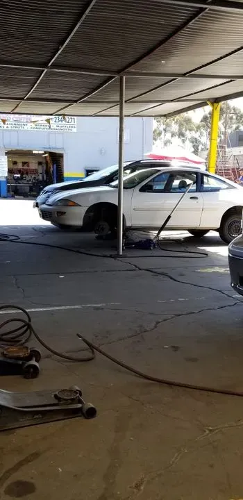 https://cdn.trust-mechanics.com/photos/EevKOKcmyAMgJkcOT3in/38646322-2fa2-4a19-9b7f-ff0f11ee9d99_720x720