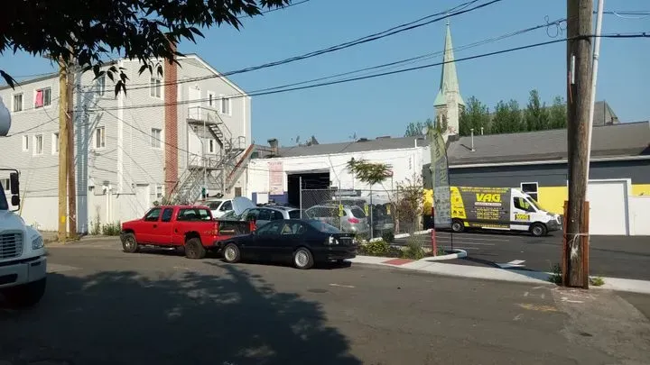 https://cdn.trust-mechanics.com/photos/EnYSc8I8qyTwOFCDiDnt/46059a48-bc90-4504-b584-a290d5d27655_720x720