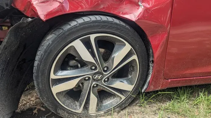 https://cdn.trust-mechanics.com/photos/EqzNKHC360F8MDITMLOo/8113ba14-6abf-4c9c-a466-344f670aaa1e_720x720