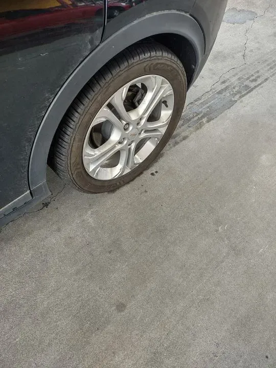 https://cdn.trust-mechanics.com/photos/FBqELpbjQsDe2j9zqA33/f55d3647-3143-4b8d-95b4-ed0dd6a70ca3_720x720