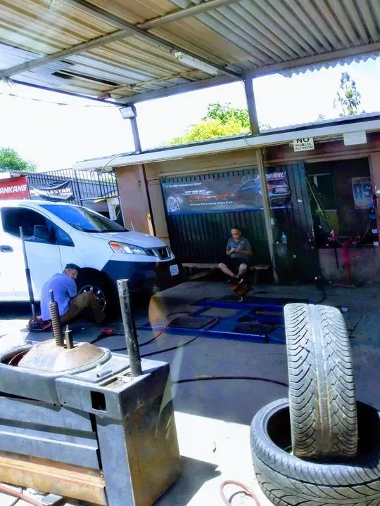 https://cdn.trust-mechanics.com/photos/FLyhsDmSSF7mOSKO4s0L/4f8eb959-ae4a-4a07-80e9-a2a2790c69c4_720x720
