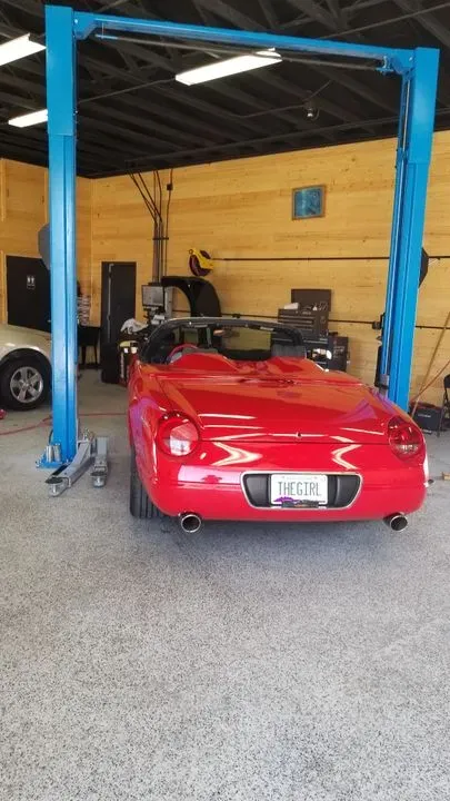 https://cdn.trust-mechanics.com/photos/FnUiAJZ13pd7fq1WoJCJ/79981646-8df7-47de-8ffb-2c15973ec7da_720x720