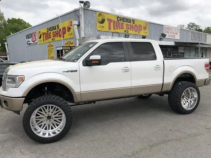 https://cdn.trust-mechanics.com/photos/FpjE03e4ja06FbAPGSFm/2d03118f-7d8c-4c16-980d-ae59f8ece592_720x720