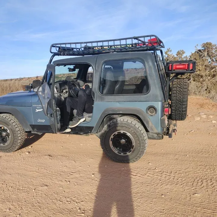 https://cdn.trust-mechanics.com/photos/FxaaYXODnt5K7SXA6LqN/082adcf2-a3de-4a4b-835e-b084f0de9a46_720x720