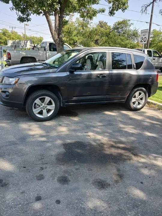 https://cdn.trust-mechanics.com/photos/FxaaYXODnt5K7SXA6LqN/54678207-a9cf-4563-82be-01b4653905f6_720x720