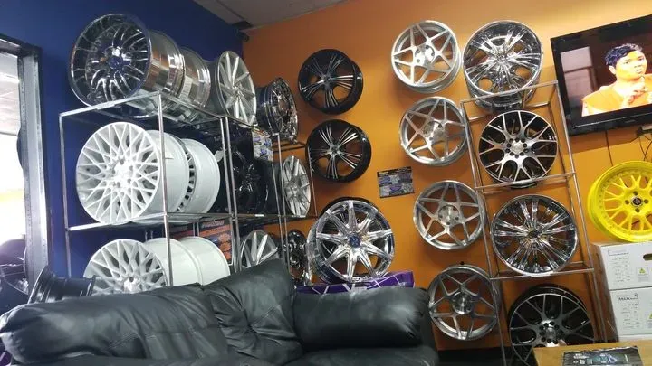 https://cdn.trust-mechanics.com/photos/GIOwRS93Sh6yHrd64etP/06e4f596-0028-4a05-a5d4-667f335553cc_720x720
