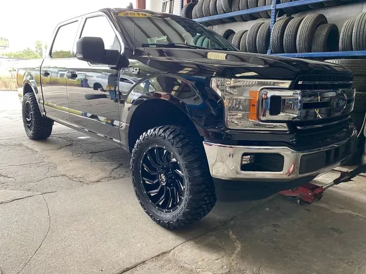 https://cdn.trust-mechanics.com/photos/GVAsahkLhA9A7oO76Jfd/b1833f5e-a36d-4011-82da-28e3d920e34c_720x720