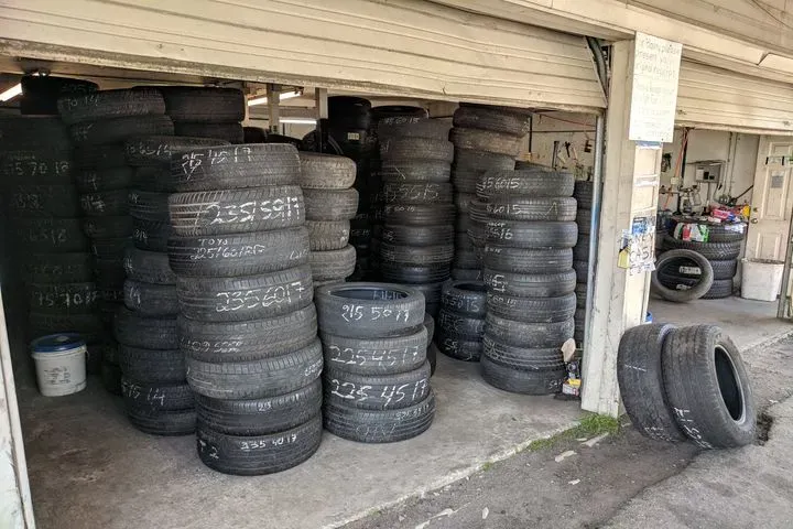 https://cdn.trust-mechanics.com/photos/GanliTx7n9zgfUoOzwp3/7c6447f2-6e1e-4ee6-bd12-7f3a4c5c1c8a_720x720