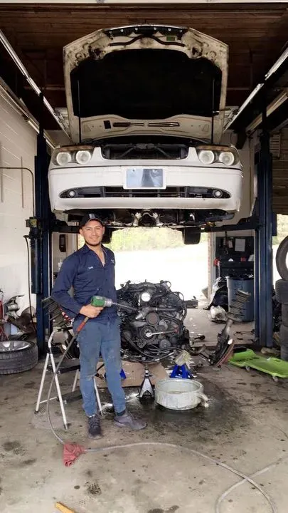 https://cdn.trust-mechanics.com/photos/Gaw1qEANoIkXJ4KXT0CU/979b26bb-1e6b-44bd-b4d4-0c94eeb25483_720x720