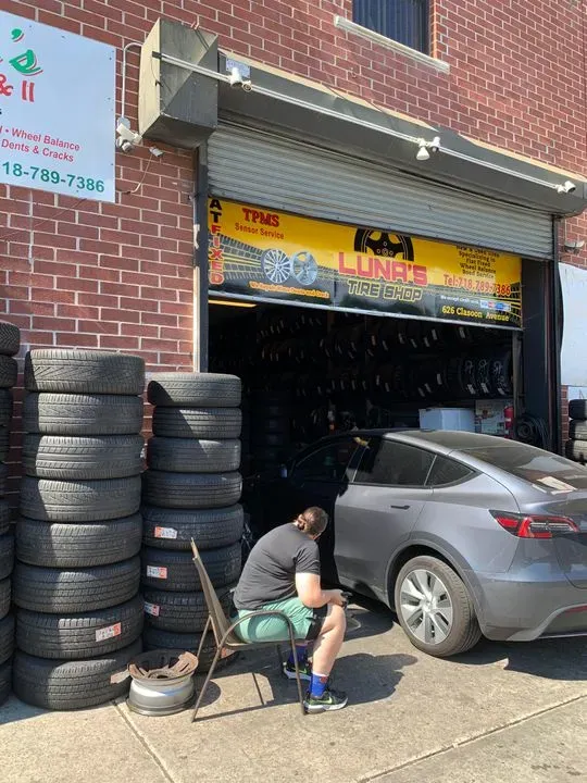 https://cdn.trust-mechanics.com/photos/GfgeiJhj40MIgbdJcTfg/f6c4974c-0210-4670-9659-269137328734_720x720