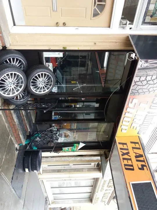 https://cdn.trust-mechanics.com/photos/H15pLdTaDyVo01SYVLwV/05984f88-5a51-4fd2-bcb8-aa158ad222cc_720x720