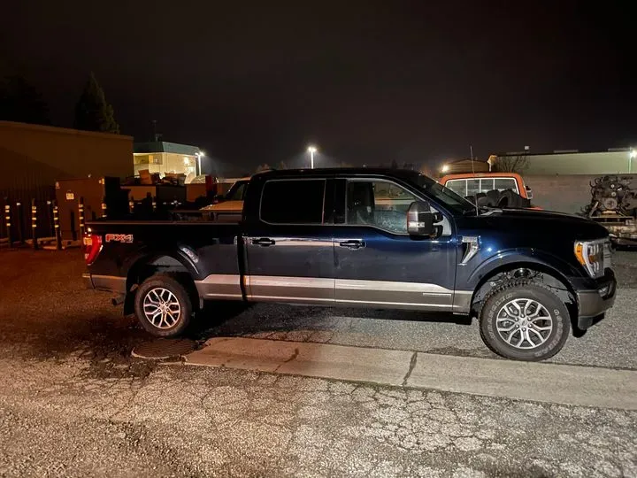 https://cdn.trust-mechanics.com/photos/HAGo57Vw4G4sX5au48au/325dce4d-e09a-463d-9f69-ef95b6e34434_720x720