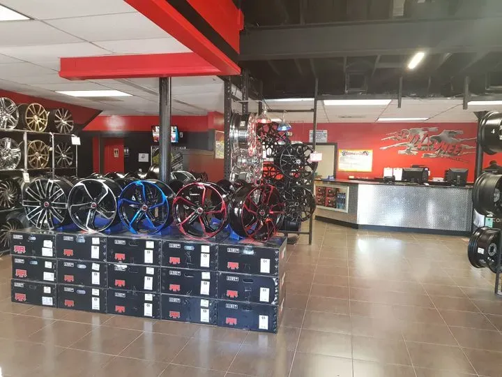 https://cdn.trust-mechanics.com/photos/HnMkyjJD626ErD49nboq/0c29f255-8399-426b-91c9-cade00fecb3f_720x720