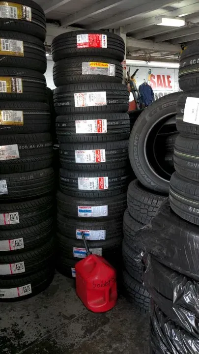 https://cdn.trust-mechanics.com/photos/HwTFD1OK4wPSKQ7Tt1Ff/8b2a81f2-8e45-4fb7-8319-2cf498afc331_720x720
