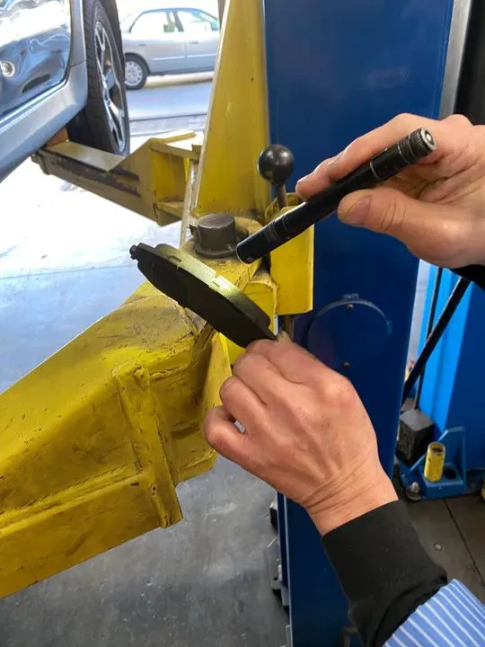 https://cdn.trust-mechanics.com/photos/I1fKtLG5eQdhzcH67RE2/cc3f3752-1d9b-463e-8131-9c163f594de4_720x720