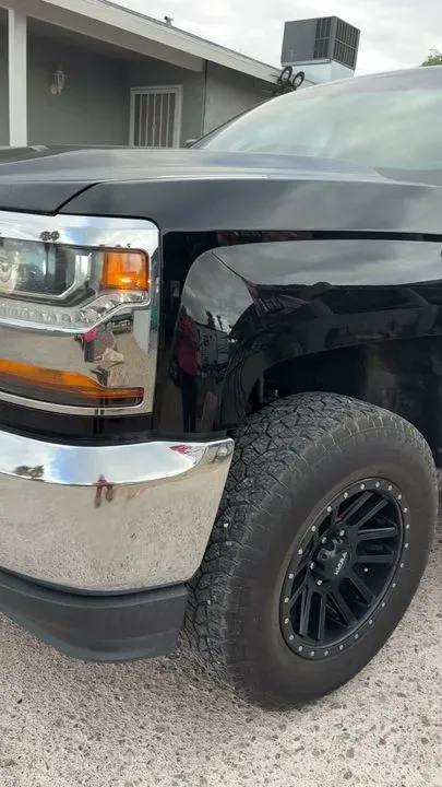 https://cdn.trust-mechanics.com/photos/IJGkLYkKxDGLYvSjiQbQ/dd6823fd-242b-49a5-a6fe-a9a2cb85e292_720x720