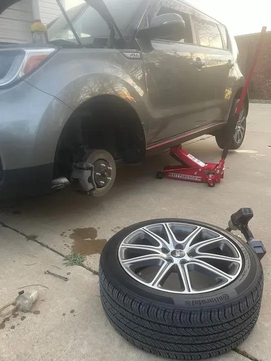 https://cdn.trust-mechanics.com/photos/IXIjnfWFzyN0Y6OBmNEN/eceb8244-0219-4c9c-ac21-6cb4714772d4_720x720