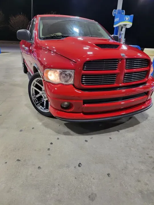 https://cdn.trust-mechanics.com/photos/J2Oh8c7ORvGh0A7ECbtL/4ea804a8-d14d-4a91-9886-8166fd4bc73c_720x720