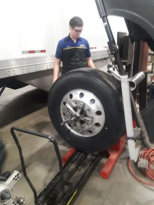 https://cdn.trust-mechanics.com/photos/J4etceqaWwYWYwclAOTp/19862df4-3b2c-4c43-8ec9-c064002a3553_720x720