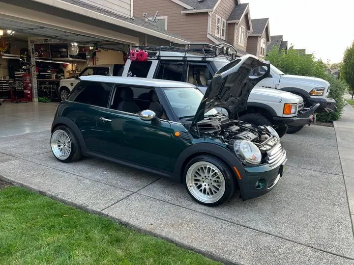 https://cdn.trust-mechanics.com/photos/J7ZPgaWwAGvoCeDWMQVX/2ebb519c-a973-4dea-b31e-890cb18ce2cf_720x720