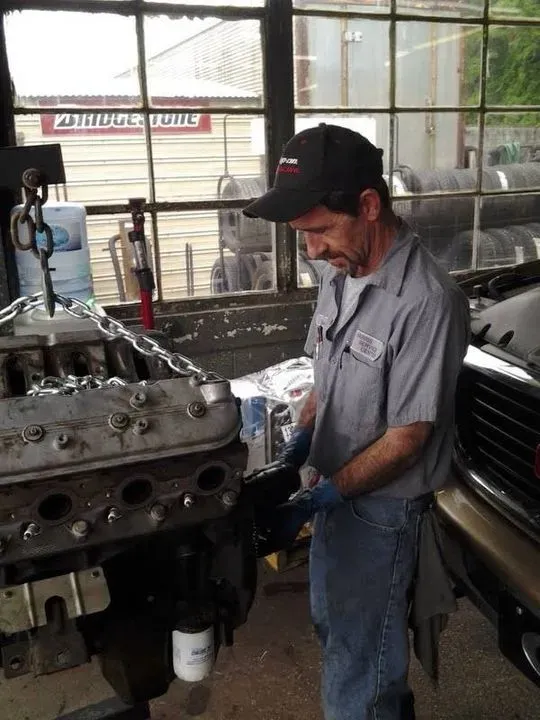 https://cdn.trust-mechanics.com/photos/JBMVdU042BphsfkEKdyC/142c9ea6-89cb-4efe-a23b-121aaa8158c6_720x720