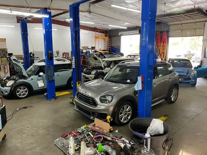 https://cdn.trust-mechanics.com/photos/JF0oY7LvehdcpbksHAVu/a8fc0449-e8e7-4112-905d-6382ffb960d7_720x720