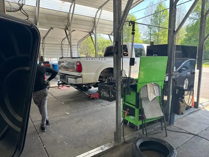 https://cdn.trust-mechanics.com/photos/JRb1ulZp95Lw8AzESFe0/ffeda51c-0c22-47c1-8855-0558c9c8d0ac_720x720