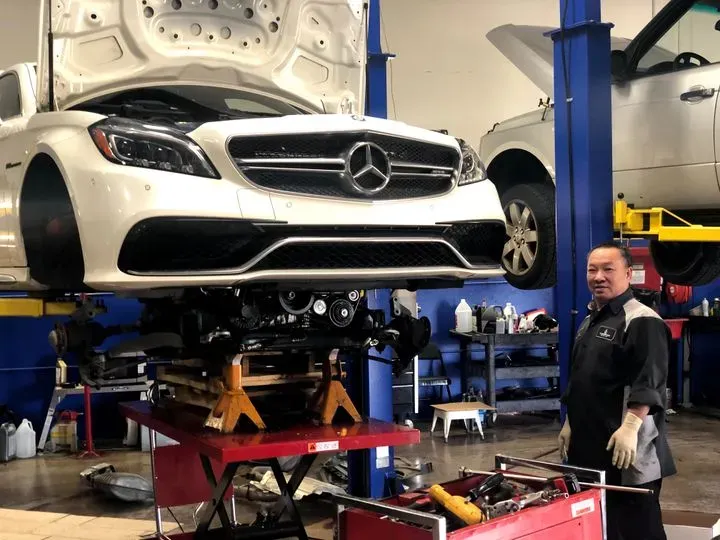 https://cdn.trust-mechanics.com/photos/KDMjL2rfCSq5obbXnxWi/b47a7df8-c2fb-4811-bd35-28672185f659_720x720