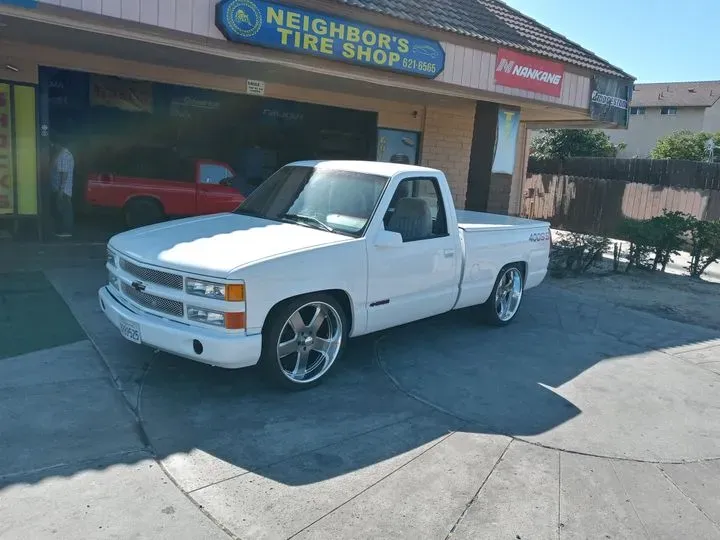 https://cdn.trust-mechanics.com/photos/KH96tcwRk0SUFs9P0xcC/a687b18c-91b0-4560-9dd3-ce2424f52ff8_720x720