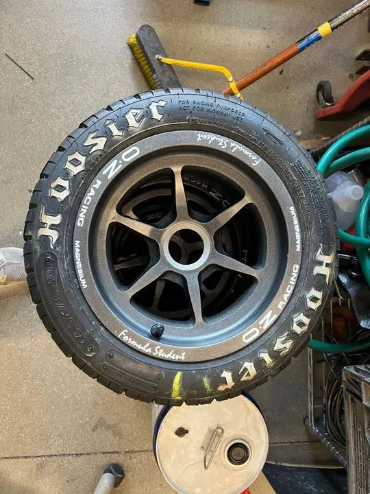 https://cdn.trust-mechanics.com/photos/KUDUyT7FUjD7MXNSw0OE/28d86ac7-1983-467c-b577-691181042217_720x720