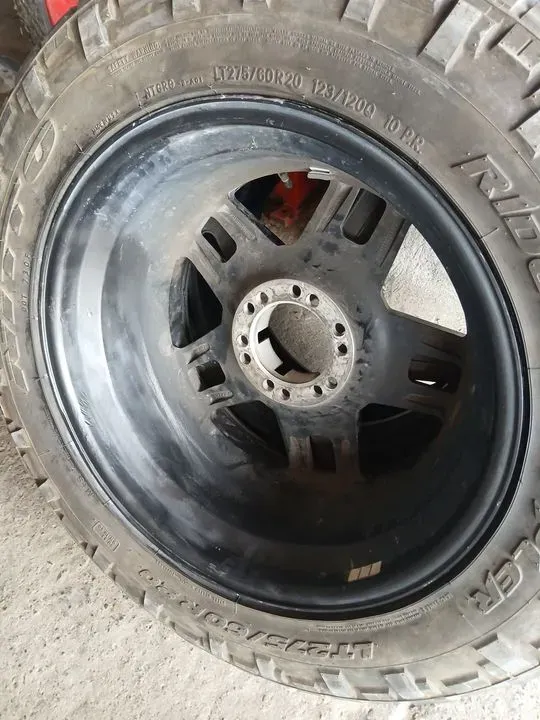 https://cdn.trust-mechanics.com/photos/KeKOslKHJzICvu8wTzPO/c0606368-16ab-4b64-97f3-915a10a7db00_720x720