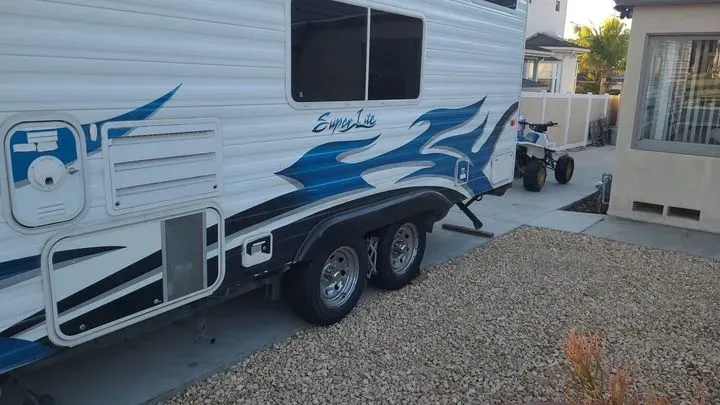 https://cdn.trust-mechanics.com/photos/KgucMM4h7q6IR5QH2pYq/6f248878-b6a5-4c09-a9e9-c3976db43399_720x720