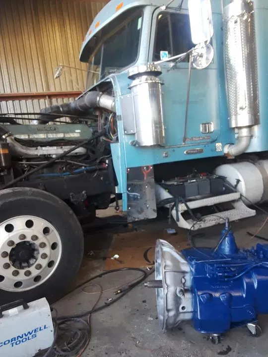 https://cdn.trust-mechanics.com/photos/KtdKlK5g2GjFlfOoa7kb/63a71ac8-4d9c-4e78-9bb3-5684a343617b_720x720