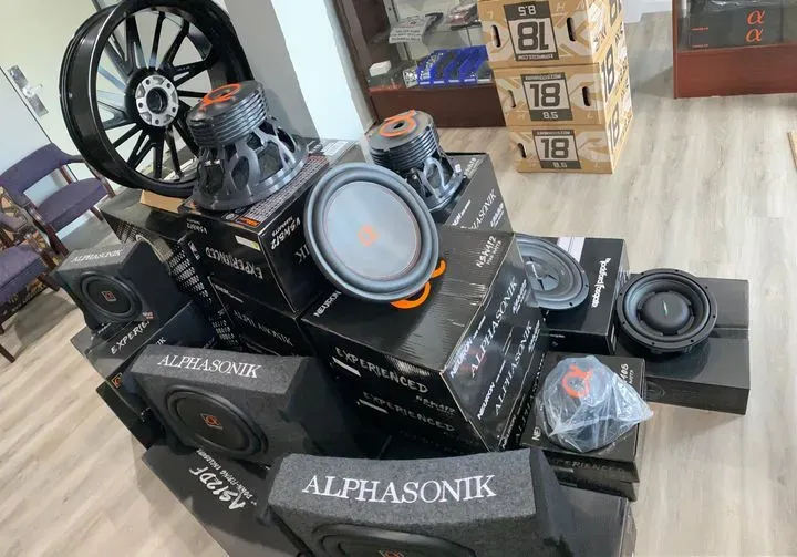 https://cdn.trust-mechanics.com/photos/L8egh6IxVFSzkBjnQm91/da4a5030-9716-4e6f-935c-366b3d99fd40_720x720