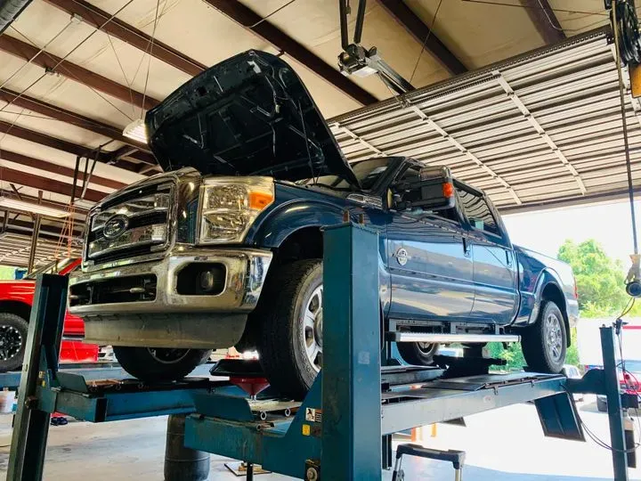 https://cdn.trust-mechanics.com/photos/M1bRLl7LpBUjHeSrhh8s/f80b8c41-db05-4123-9c71-89578b850573_720x720
