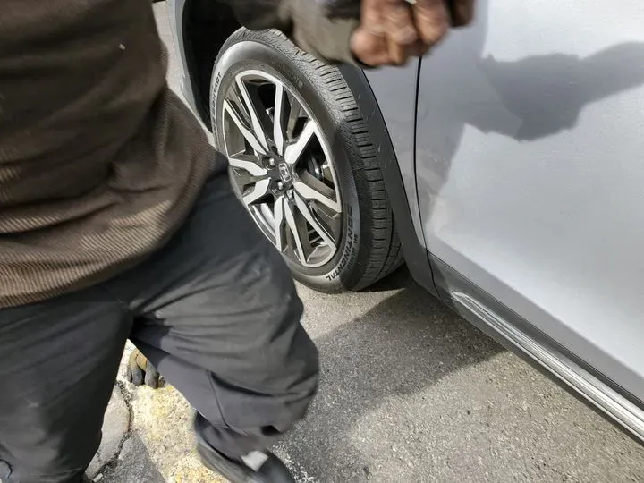 https://cdn.trust-mechanics.com/photos/MC4zpCB5TTGCMtGXruzT/bd61c285-9f08-4b65-9886-9af606b62bb6_720x720