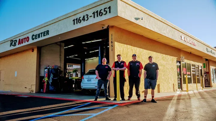 https://cdn.trust-mechanics.com/photos/MO1IsjFIwa1o423Ziv1q/1a330824-3536-4437-94fe-969abe5e2c5a_720x720
