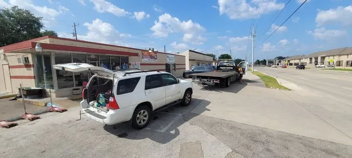 https://cdn.trust-mechanics.com/photos/MgkUhEjAukTSZZ7p9a0b/600e6505-2c4c-497f-ab66-b51d726b8e49_720x720