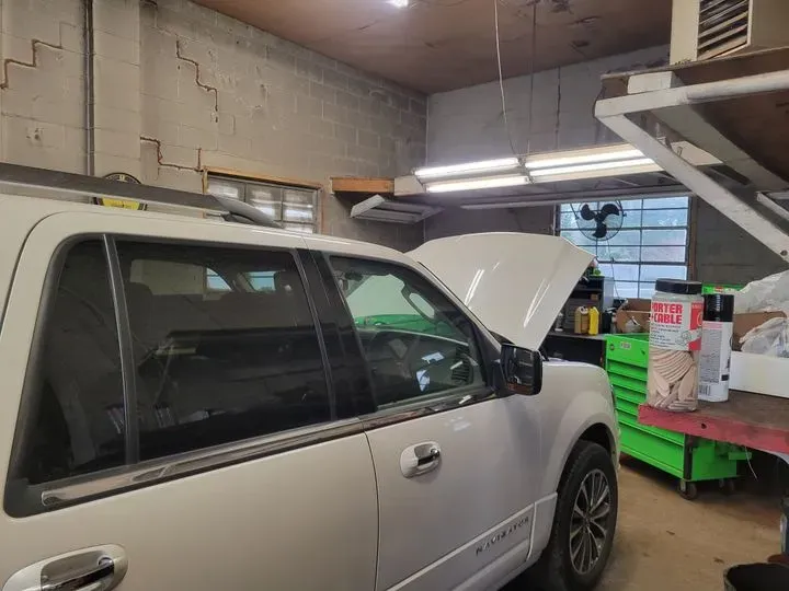 https://cdn.trust-mechanics.com/photos/MiEkLLdS5dwKstIM1d4Y/f0e7653b-0e88-4b49-b5c1-c043196007b5_720x720