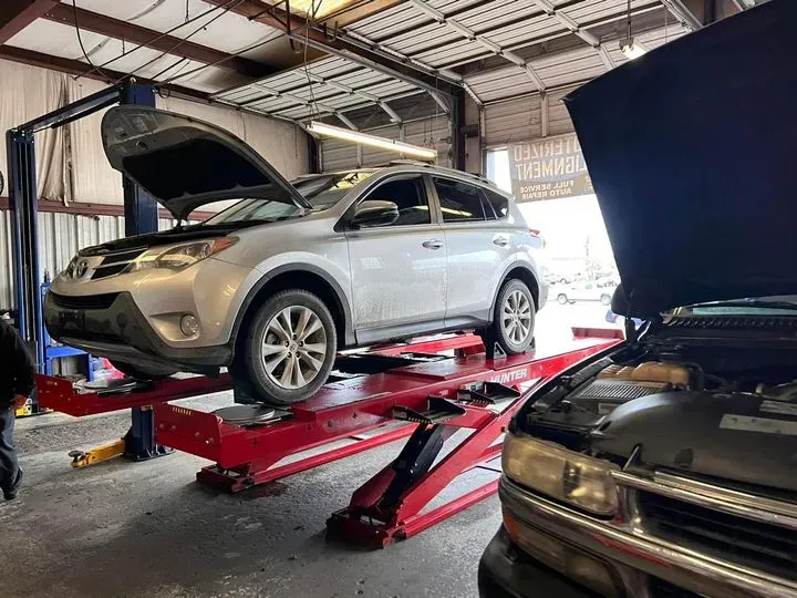 https://cdn.trust-mechanics.com/photos/NQBPStAyxU76GBYFI0es/0669d4ab-0911-40f0-b28a-c8772948baca_720x720