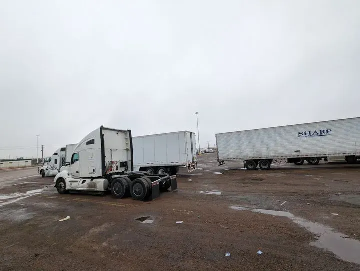 https://cdn.trust-mechanics.com/photos/Ndz6wdQnnoU9Buw7aTCy/ad8ea502-6846-4a04-8b7a-1a64710fdcd8_720x720