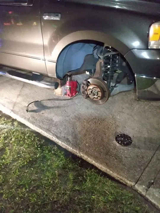 https://cdn.trust-mechanics.com/photos/NsRNf40jUU9TqsOPyCL0/b5b9bede-0829-4444-8106-5351cd34fe27_720x720