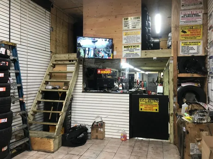 https://cdn.trust-mechanics.com/photos/NtzHx3WOU7upqaSM7g3I/67337cde-db3b-42fe-a541-546911a61c2c_720x720