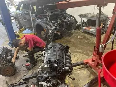 https://cdn.trust-mechanics.com/photos/O0HX4PoHbuYQcclkH3dx/bd6dc39a-d30c-4cb8-b2ab-8610c88e9821_720x720