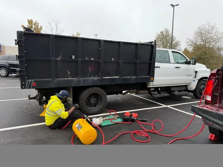 https://cdn.trust-mechanics.com/photos/OCbVbHWZYX6ezmR3ErC1/fd1cf494-f918-4390-b98b-1695ae991bf4_720x720
