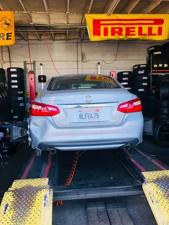 https://cdn.trust-mechanics.com/photos/OTxw5hrqSyDGYIJNyBg4/88b52c9b-9f1f-464c-9c17-d978355a66f0_720x720