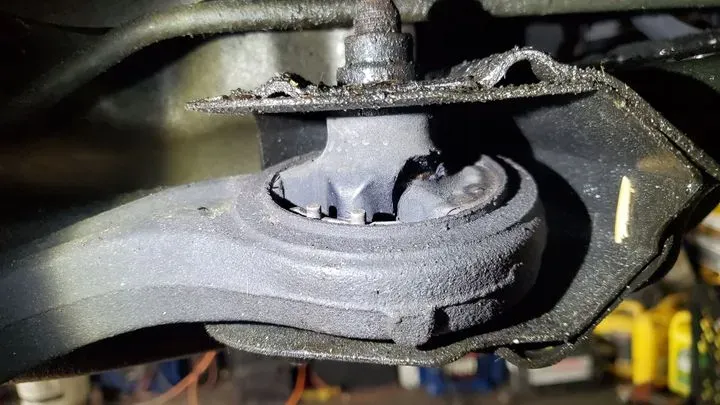 https://cdn.trust-mechanics.com/photos/ObpsGX73QfbqRXZ1NdWy/af049edd-28a3-4d8d-8cfc-05e5a10d5c18_720x720