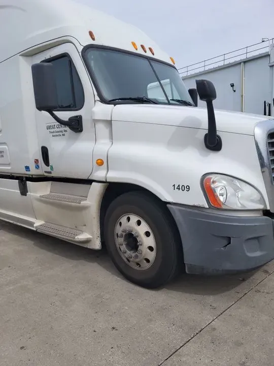 https://cdn.trust-mechanics.com/photos/OtBQEggiTu688d7jq6rx/e2b1f7c5-afb0-4b53-af3f-5bd3c0c166d5_720x720