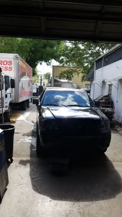 https://cdn.trust-mechanics.com/photos/Ow3JXC7lmEy1ioL6JImd/893d7f2b-c3ba-446e-8283-89667533da36_720x720